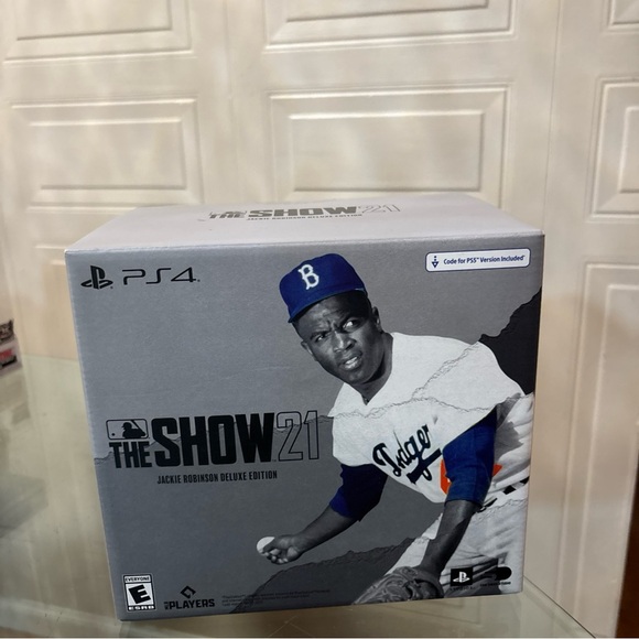 MLB The Show 21 Jackie Robinson Deluxe Edition- PS4 w/ Snapback Hat